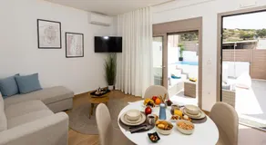 BLU Faflagkos Bay Luxury Suites - Image 2