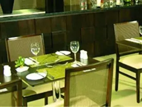 Naoum Hotel - Image 5