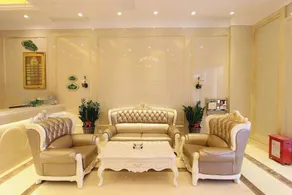 Vienna Hotel Shenzhen Huawei Bantian Wuhe Avenue North Bantian Metro Station - Image 4