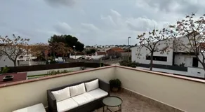 Acogedora casa con piscina cerca de la playa - Image 5
