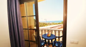 Apartamentos Andrea - Image 2