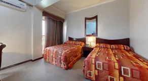 Regency Suites Hotel - Image 2