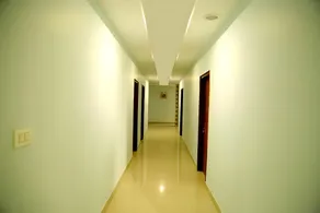 Hotel AKM Starlite - Image 2