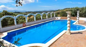 Finca La Lola - Secluded Andalusian Finca for Groups of up to 20 Guests - Image 2