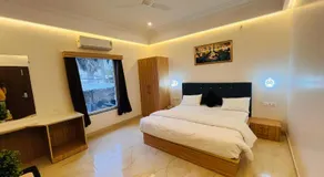 Hotel Dhanraj Inn - Image 2