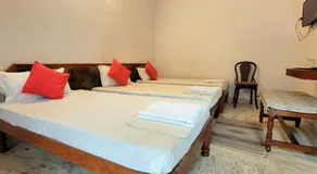 Hotel Lakeside - Image 2