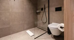 Black Sand Hotel - Image 3