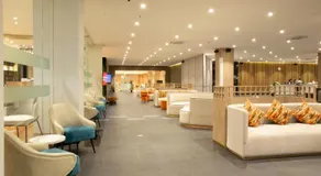 Le Srivaree Suvarnabhumi Airport Hotel - Image 4