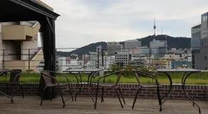 Grid Inn Hotel - Image 3
