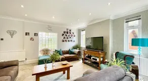 Home from home - Image 2