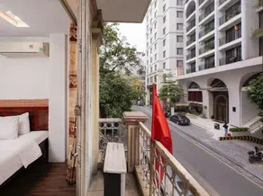 Van Hoa Boutique Hotel - Image 2