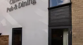 The Waterway Pub and Rooms - Image 3