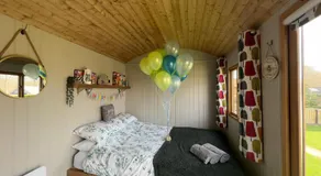 Shepherds Hut at Cedar Gables - Image 2