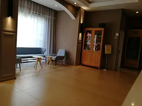 Home Inn Nanjing Andemen Metro Station - Image 2
