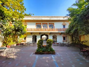 Palkiya Haveli - Heritage Hotel - Image 4