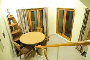 Wavenest - Beachfront Villa at Pearl Beach ECR - Image 5
