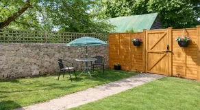 Oxford Cottage in Wheatley - Parking & Garden - Image 4