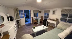 Cherryberry Lodges - Image 2