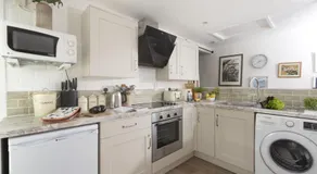 Roseland Cottage - Image 3