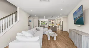 Coastal La Jolla Getaway with Panoramic Ocean Views and Private Rooftop - Image 5