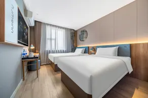 Home Inn - Image 2