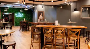 Campaspe Lodge - Image 2