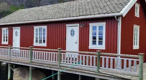 Reine Harbour Cabins - Image 5