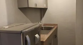 9 Hostel - Image 3