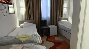 Travel Hub Hostel Social and Friendly - Image 3