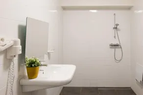 Studio for 2 people, accessible to disabled person - Image 3