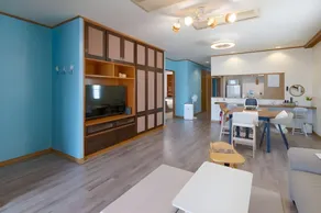 for families with children,distance to the city - Image 2