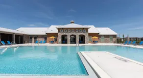 Landing Amazing 3BD Pool Clubhouse - Image 4