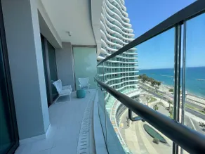 Del Mar Beachfront Boutique Residence - Image 3