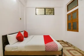 OYO 64984 Hotel Rudransh - Image 5