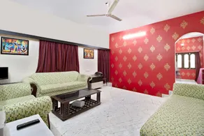 OYO Home 40395 Relaxing Stay - Image 2