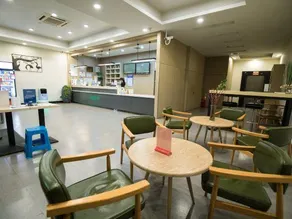 Weiting Qingju Hotel (Shanghai Hongqiao Airport Beihua Road Branch) - Image 2