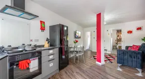 *F1BR* for your most relaxed & Cosy stay + Free Parking + Free Fast WiFi - Image 3