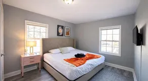 Cozy 1BR Retreat with Free Parking Near Downtown Birmingham and UAB - Image 5