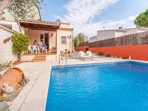 Holiday Home Castelló near Empuriabrava - Image 3