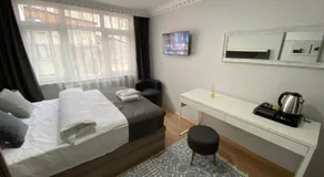 Lonca House - Image 2