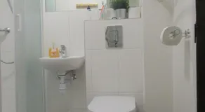 \"Apartamento Familiar\" - Image 2