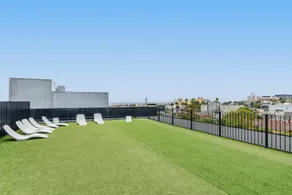 Modern 2 Bedroom Apartment In The Heart Of St Kilda - Image 5