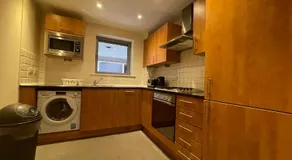 4- bedroom , 1 living room Apartment Near Emirates Stadium - Image 2