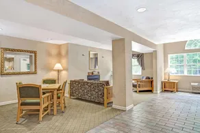Days Inn by Wyndham Sturbridge - Image 2