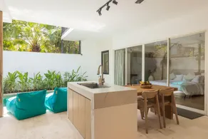 Spring Villa - Image 4