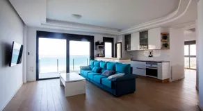 Great Views First Line Teleworkers and Families Unforgetable Apartment - Image 2