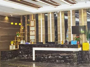 Lucky Hotel - Image 5