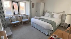 Bay View Guest House - Image 2