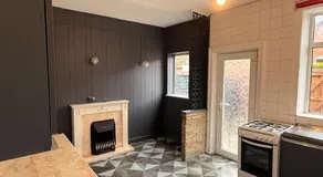 Oldham stays 3 bed house - Image 3