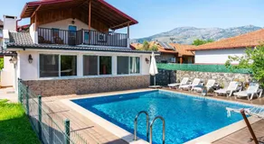 Villa Moon - Tranquil 3BR Villa with Private Pool - Image 3